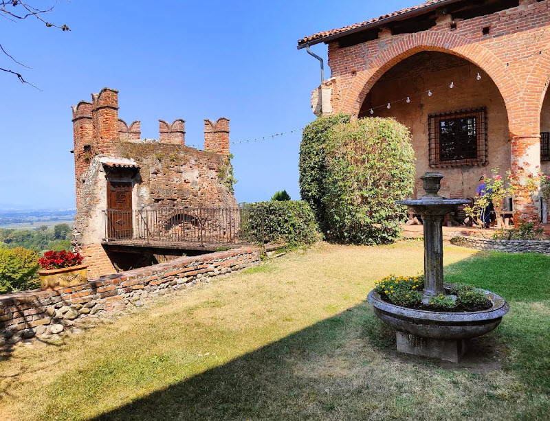 Moncrivello Castle, Italy